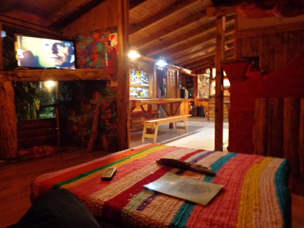 Wood House Hostel San Carlos de Bariloche Eksteriør billede