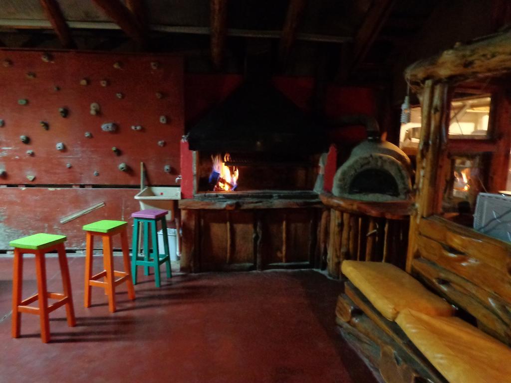 Wood House Hostel San Carlos de Bariloche Eksteriør billede