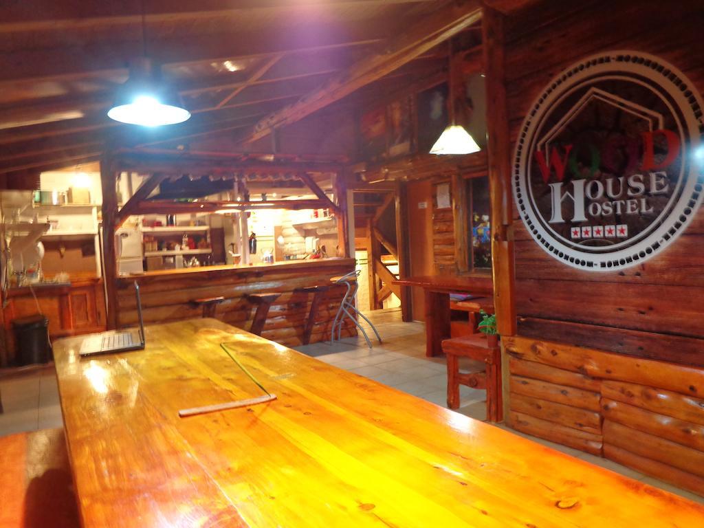 Wood House Hostel San Carlos de Bariloche Eksteriør billede